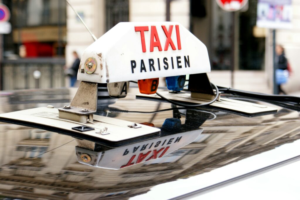 Le Taxi à Saint-Ouen, Paris 75018 et Clichy : Au cœur de la Mobilité Urbaine